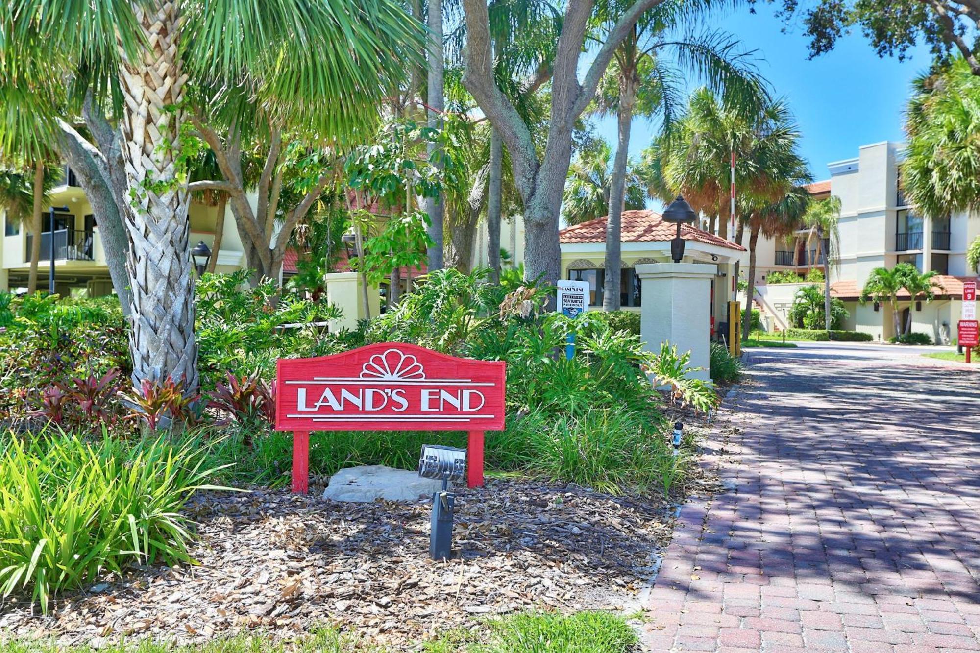 Land's End 4-404 Bay Front - Premier Villa St. Pete Beach Exterior photo